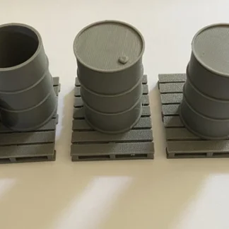 3x DRUM/BARREL Pallets MINI Scale Deco. RC Truck/Military/Diorama/Garage 1:24