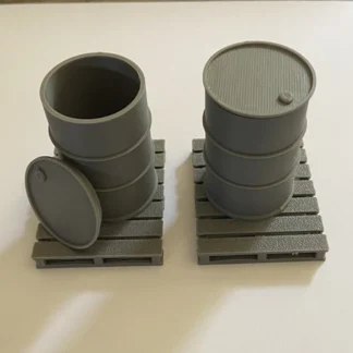 2x DRUM/BARREL Pallets MINI Scale Deco. RC Truck/Military/Diorama/Garage 1:24