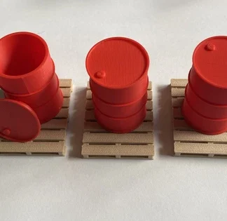 3x DRUM/BARREL Pallets MINI Scale Deco. RC Truck/Military/Diorama/Garage 1:24
